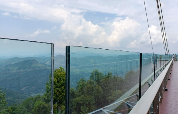 Frameless Glass Railing